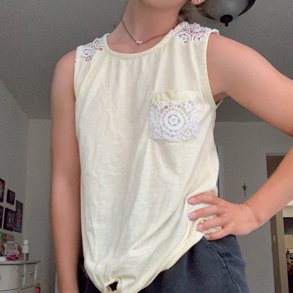 Yellow tank top with lace